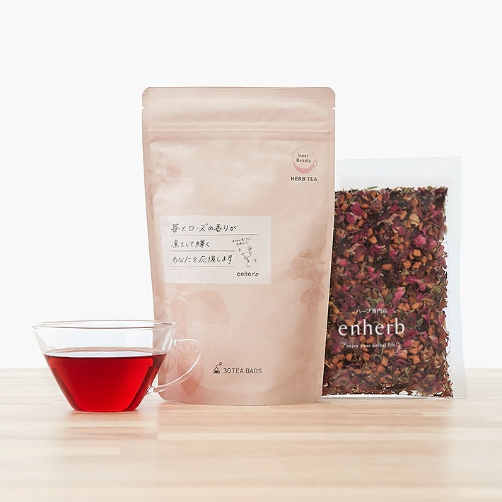 ハーブ専門店「enherb」公式WEBサイト 凛として輝く女性の苺とローズ茶