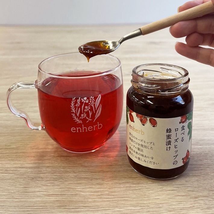 食べるローズヒップの蜂蜜漬け 135g 内容量