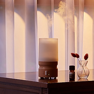 秋の夜長をアロマで快適に！