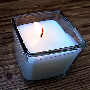 電子レンジでつくれる！ お手軽アロマキャンドル