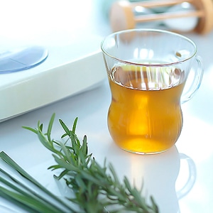 カラダも陽気に♪ 春のハーブなお手入れ