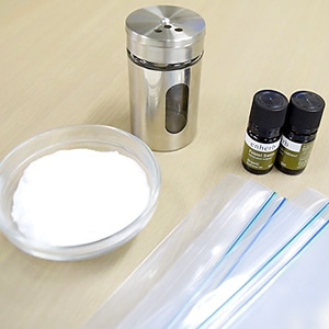 掃除にもアロマを！ 精油と重曹で身の周りすっきり