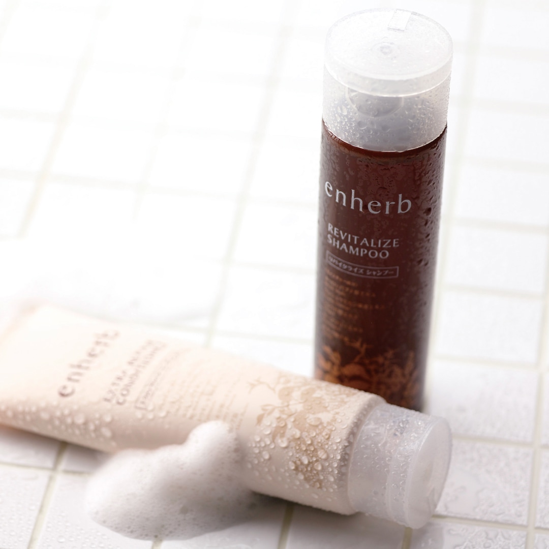 税込11,000円以上購入でシャンプーorコンディショナーどちらか1本をプレゼント 【期間】6月1日（木）～6月30日（金）